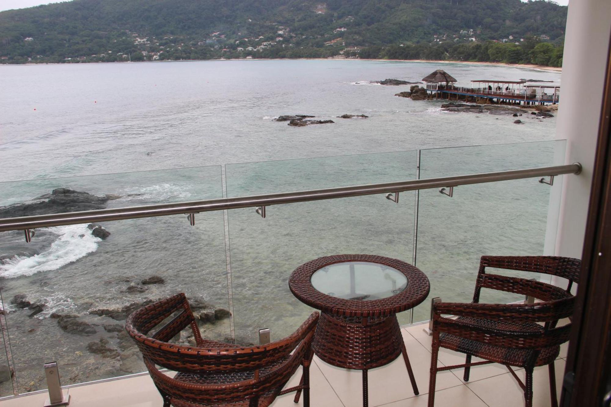 Surfers Cove Apartments Bel Ombre Kültér fotó