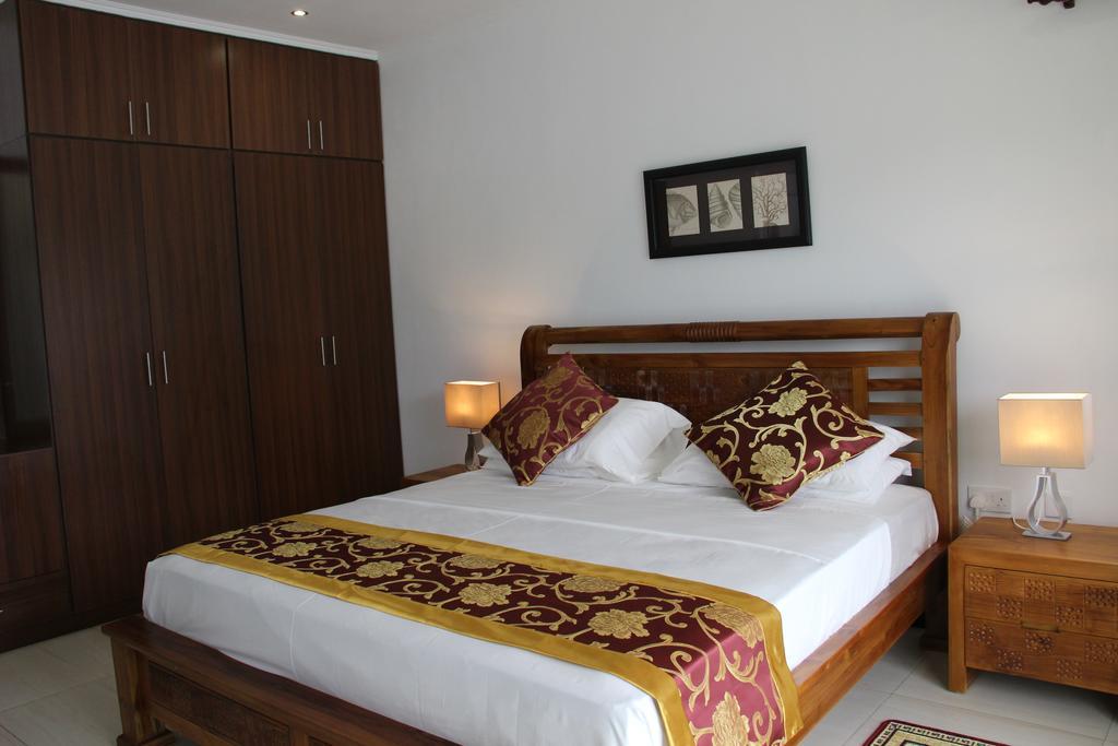 Surfers Cove Apartments Bel Ombre Kültér fotó